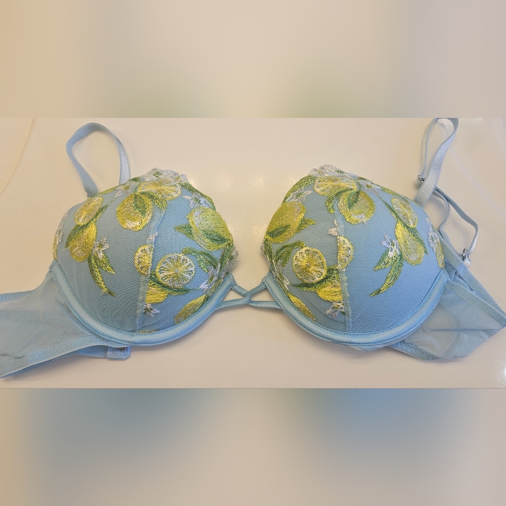Victoria's Secret Blue Pushup Bra with Lemon Embroidery